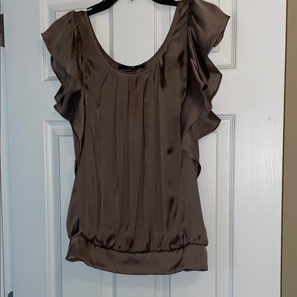 Forever 21 Taupe fluttered sleeves top